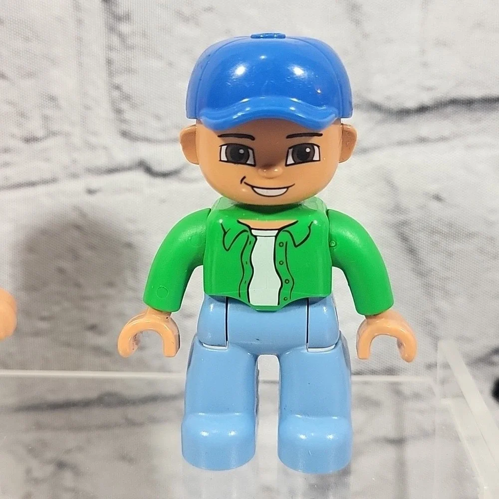 Lego‎ Duplo Figures Lot People Men Construction Worker Kid Boy With Brown Dog